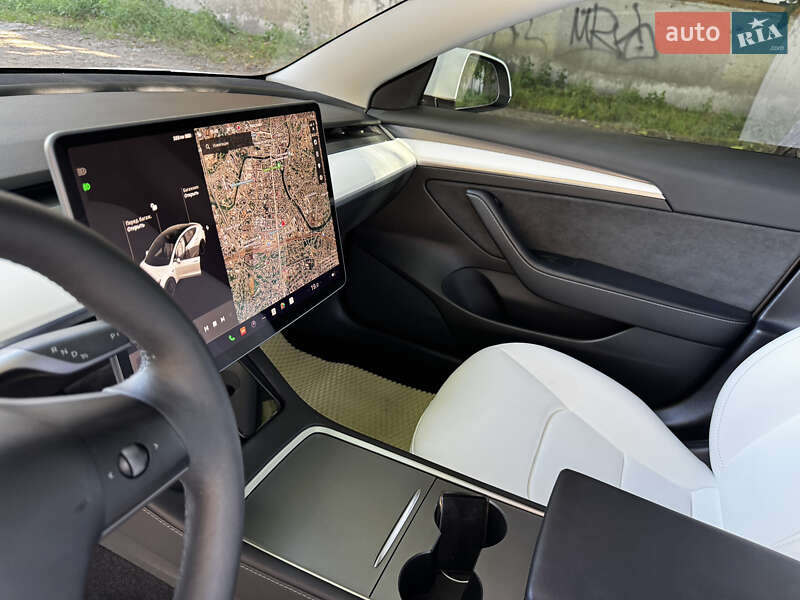 Седан Tesla Model 3 2022 в Харькове