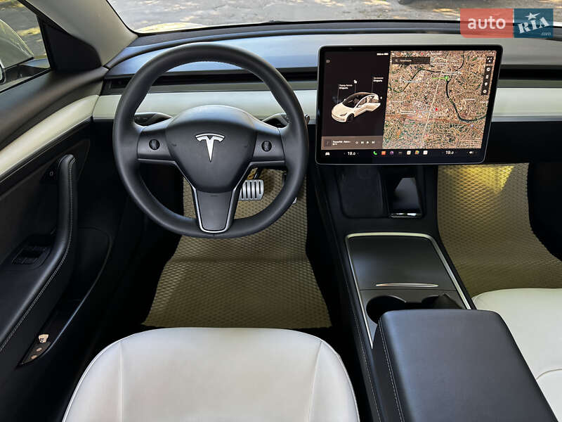 Седан Tesla Model 3 2022 в Харькове