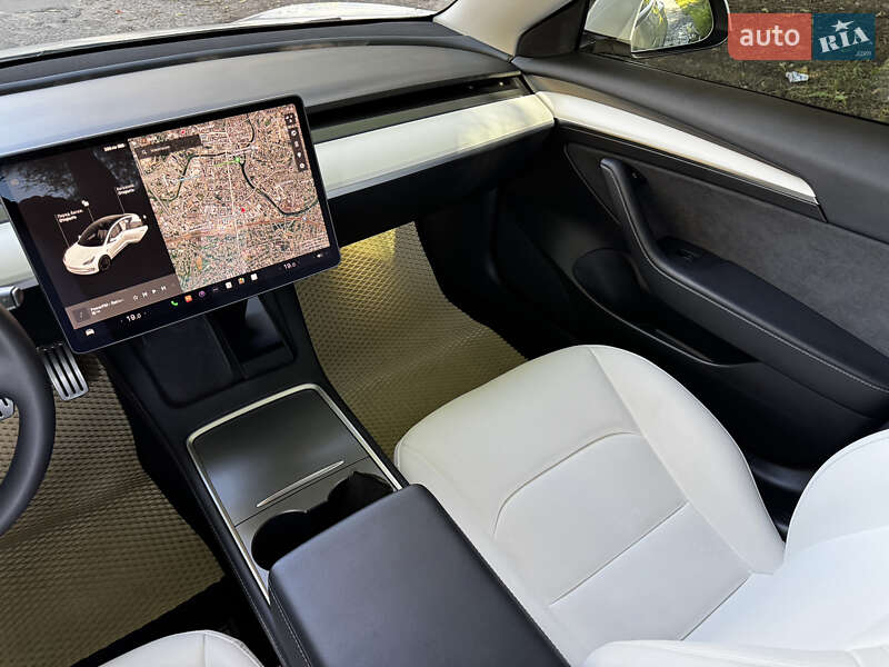 Седан Tesla Model 3 2022 в Харькове фото 29 Седан Tesla Model 3 2022 в Харькове