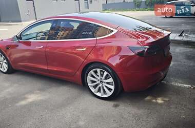 Седан Tesla Model 3 2018 в 
