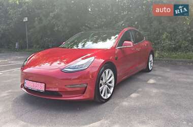 Tesla Model 3 2018