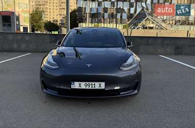 Седан Tesla Model 3 2018 в 