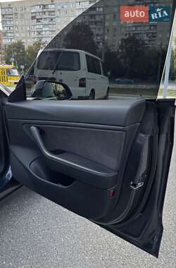 Седан Tesla Model 3 2018 в 
