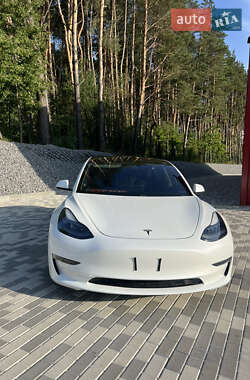 Седан Tesla Model 3 2021 в Львові