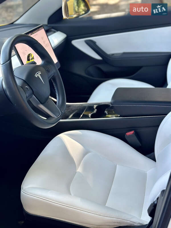 Седан Tesla Model 3 2019 в Одессе фото 15 Седан Tesla Model 3 2019 в Одессе