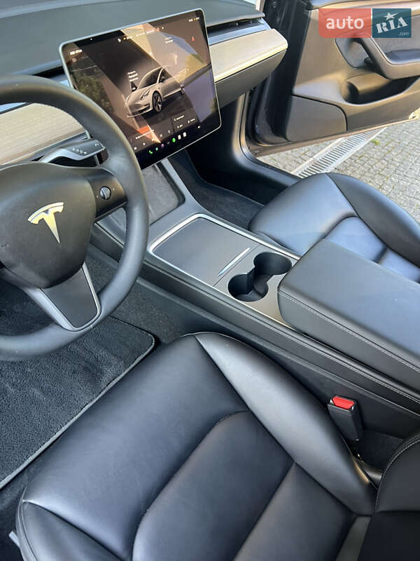 Седан Tesla Model 3 2023 в Львові фото 6 Седан Tesla Model 3 2023 в Львові