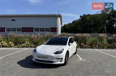Tesla Model 3 2020