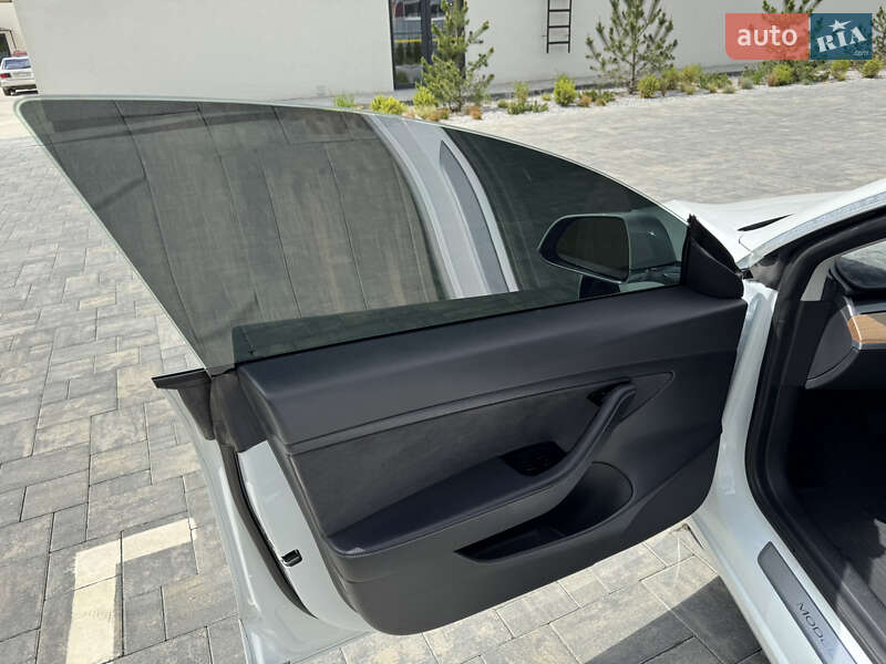 Седан Tesla Model 3 2020 в Луцьку фото 19 Седан Tesla Model 3 2020 в Луцьку
