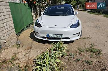 Седан Tesla Model 3 2022 в Вознесенську