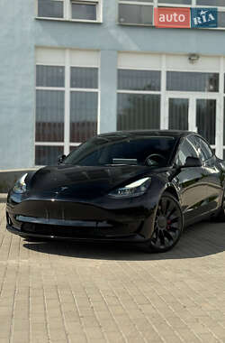 Tesla Model 3 2023