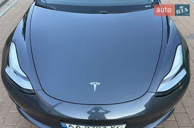Седан Tesla Model 3 2019 в 