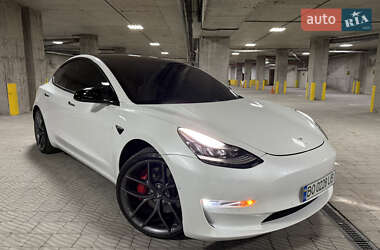 Седан Tesla Model 3 2018 в 