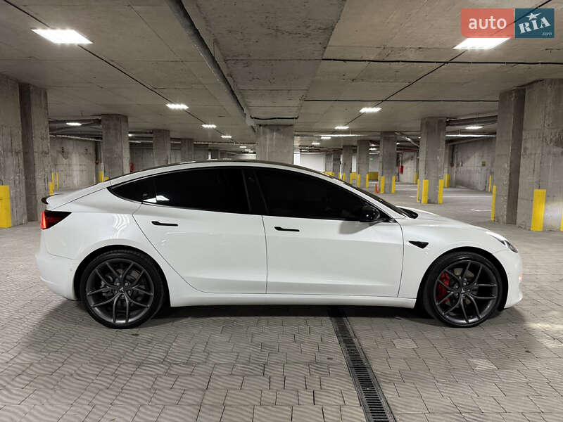 Седан Tesla Model 3 2018 в Тернополе фото 6 Седан Tesla Model 3 2018 в Тернополе