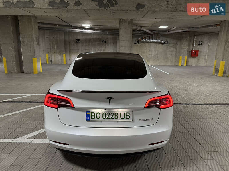 Седан Tesla Model 3 2018 в Тернополе фото 12 Седан Tesla Model 3 2018 в Тернополе