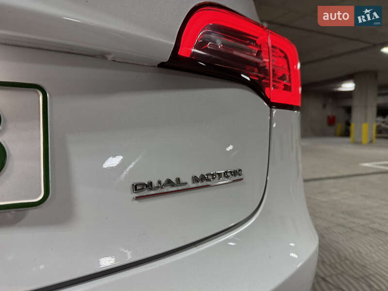 Седан Tesla Model 3 2018 в Тернополе фото 17 Седан Tesla Model 3 2018 в Тернополе