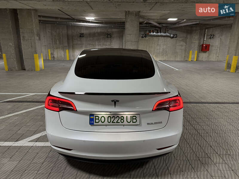 Седан Tesla Model 3 2018 в Тернополе фото 19 Седан Tesla Model 3 2018 в Тернополе