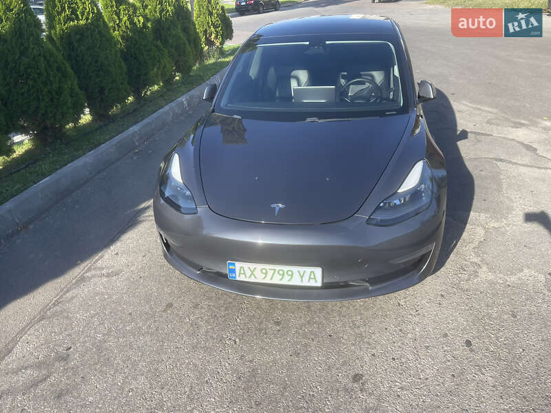 Седан Tesla Model 3 2021 в Харкові