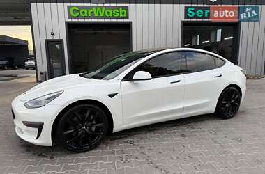 Седан Tesla Model 3 2019 в 