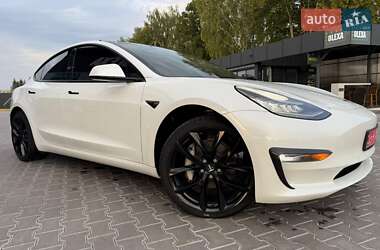 Tesla Model 3 2019