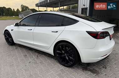 Седан Tesla Model 3 2019 в 