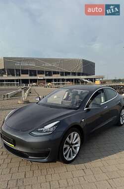 Tesla Model 3 2019 Tesla Model 3 2019