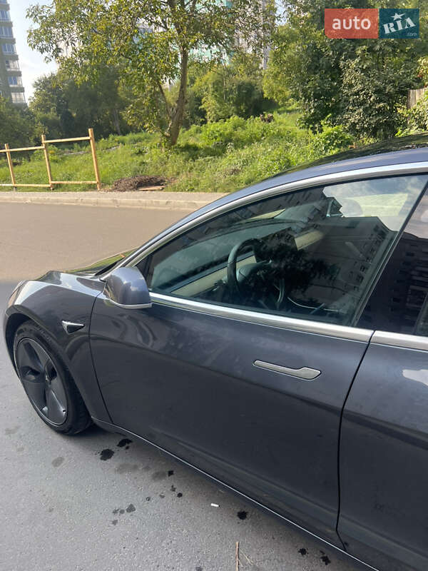 Седан Tesla Model 3 2019 в Львове фото 13 Седан Tesla Model 3 2019 в Львове