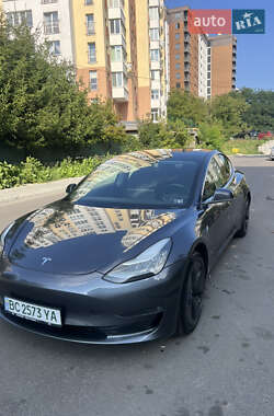 Tesla Model 3 2019
