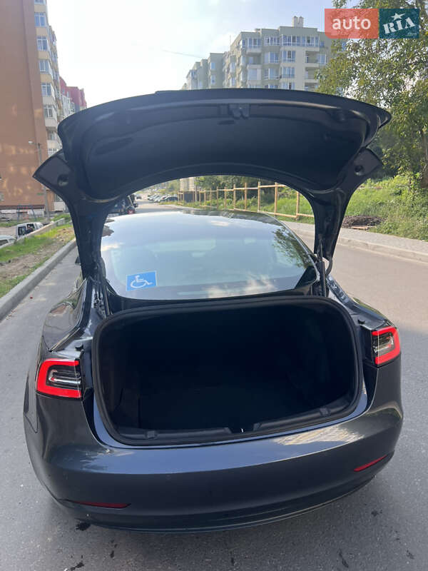 Седан Tesla Model 3 2019 в Львове фото 12 Седан Tesla Model 3 2019 в Львове