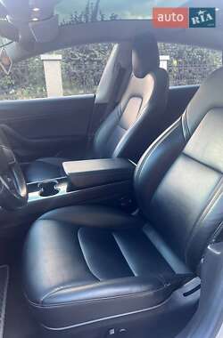 Седан Tesla Model 3 2018 в 