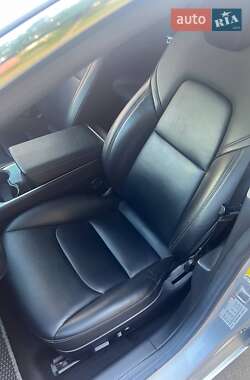Седан Tesla Model 3 2018 в 