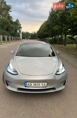 Седан Tesla Model 3 2018 в 