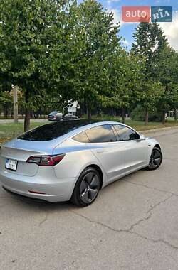 Седан Tesla Model 3 2018 в 