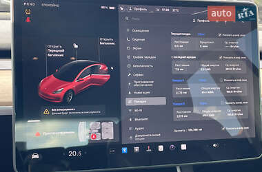 Седан Tesla Model 3 2020 в 