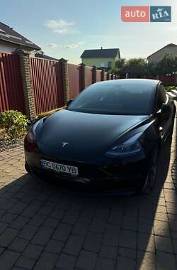 Tesla Model 3 2021