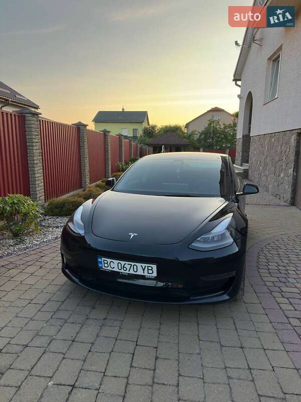 Седан Tesla Model 3 2021 в Львове фото 5 Седан Tesla Model 3 2021 в Львове