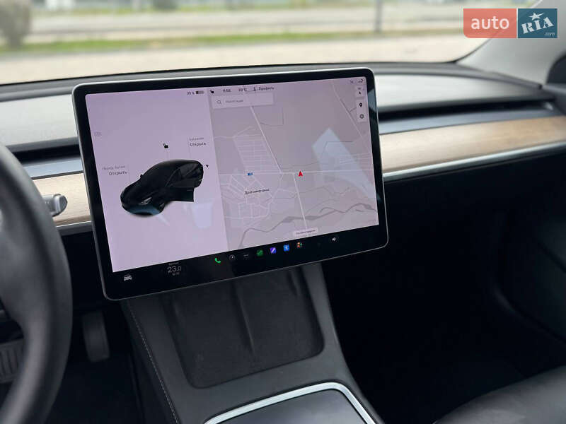 Седан Tesla Model 3 2021 в Івано-Франківську