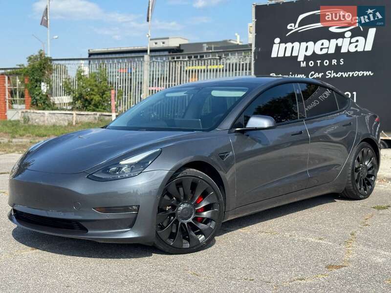 Tesla Model 3 2021