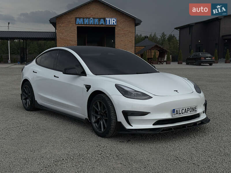 Седан Tesla Model 3 2022 в Ровно фото 12 Седан Tesla Model 3 2022 в Ровно