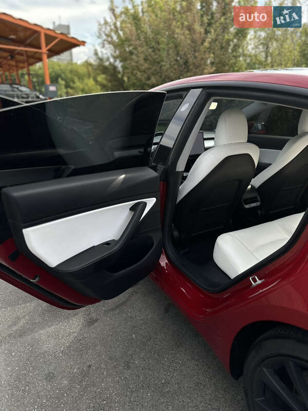 Седан Tesla Model 3 2019 в Харькове фото 16 Седан Tesla Model 3 2019 в Харькове