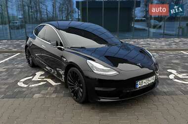 Седан Tesla Model 3 2019 в 
