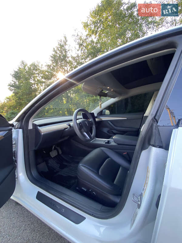 Седан Tesla Model 3 2022 в Києві фото 12 Седан Tesla Model 3 2022 в Києві