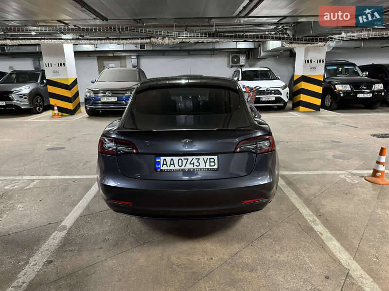 Седан Tesla Model 3 2019 в Полтаве