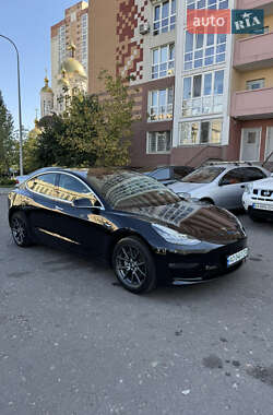 Tesla Model 3 2019
