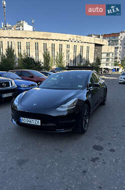 Седан Tesla Model 3 2019 в 
