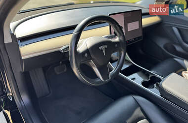 Седан Tesla Model 3 2018 в 