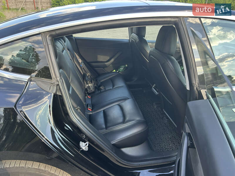 Седан Tesla Model 3 2018 в Києві фото 19 Седан Tesla Model 3 2018 в Києві