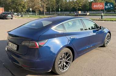 Седан Tesla Model 3 2018 в 