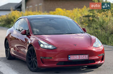 Седан Tesla Model 3 2022 в Рівному