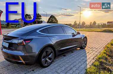 Tesla Model 3 2019