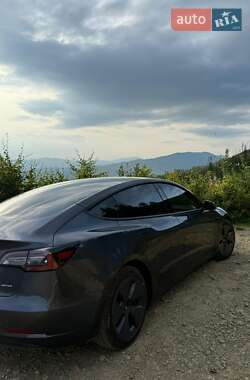 Tesla Model 3 2020